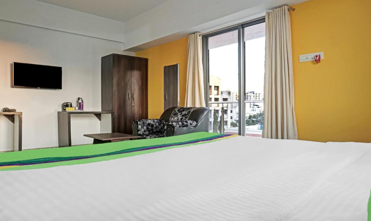 Treebo Atithi Corporate Stay Baner It Hub Пюн Екстериор снимка
