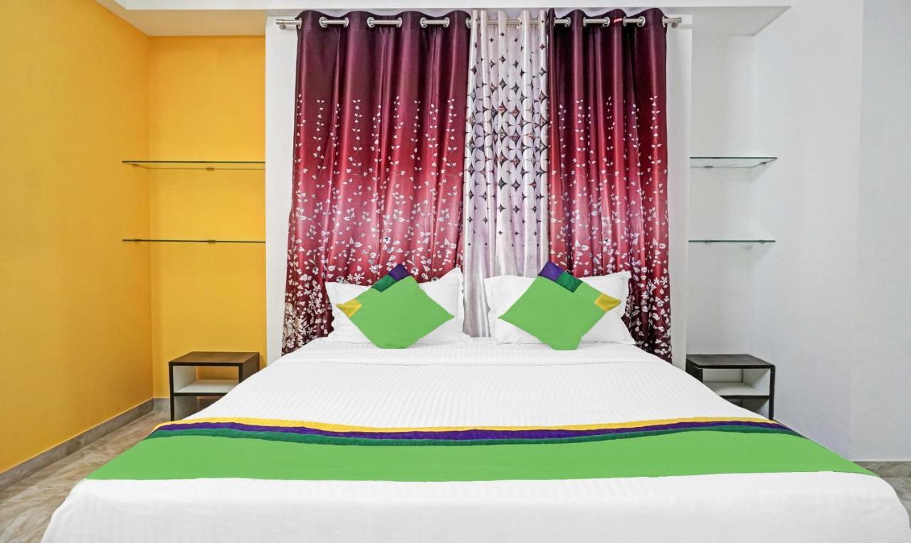 Treebo Atithi Corporate Stay Baner It Hub Пюн Екстериор снимка